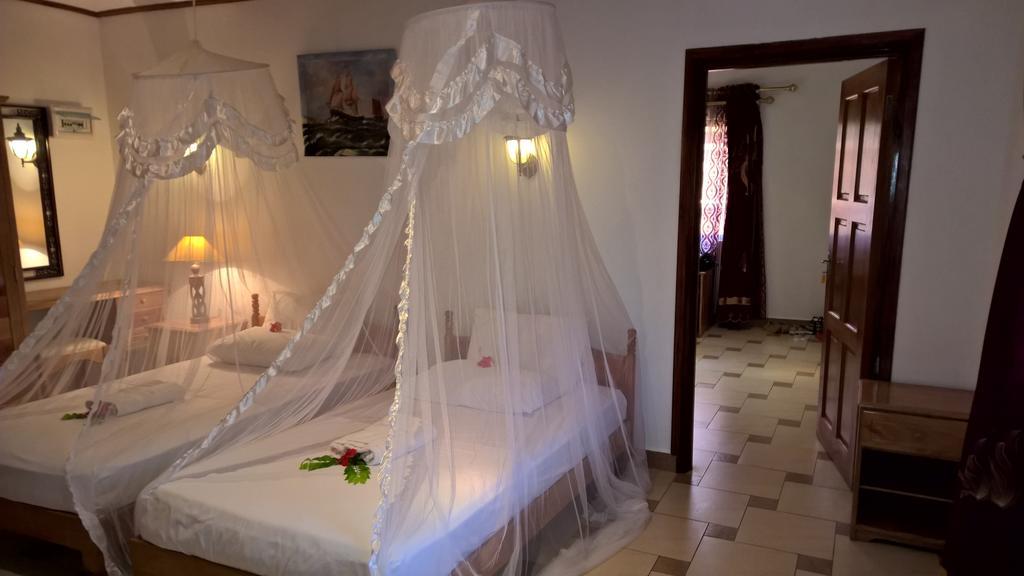 Etoile Labrine Guest House La Digue Cameră foto